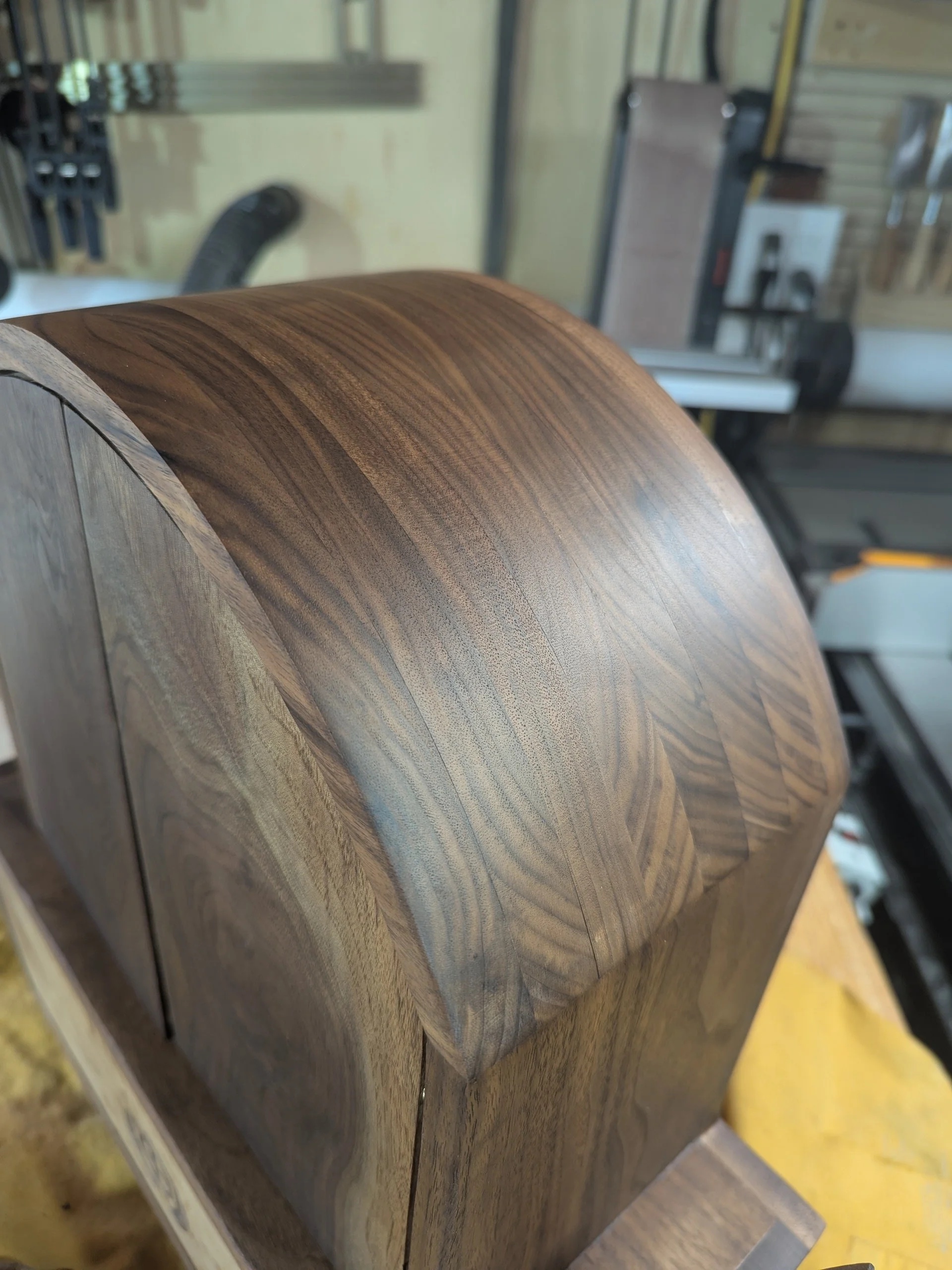 Full altar assembled — all bovedas and cupola